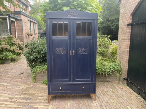 Vintage kast. € 425,00